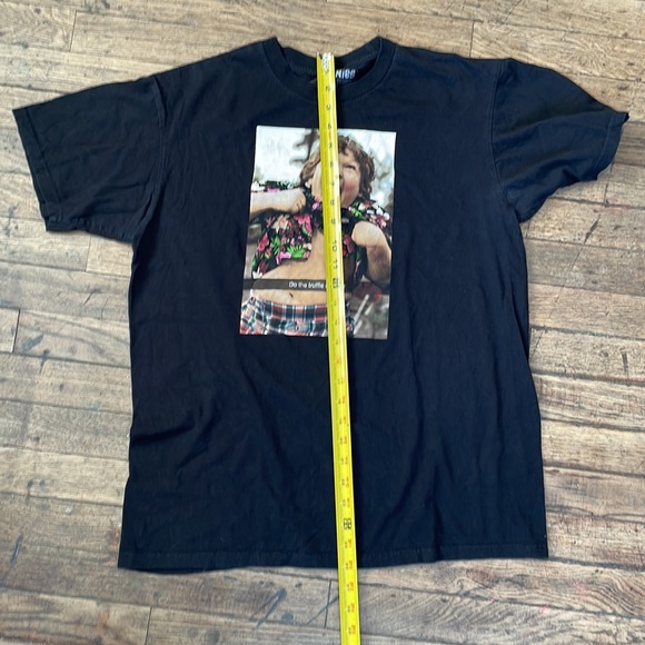 GOONIES Chunk truffle shuffle black t shirt YOUTH large 80s retro - Picture 5 of 7
